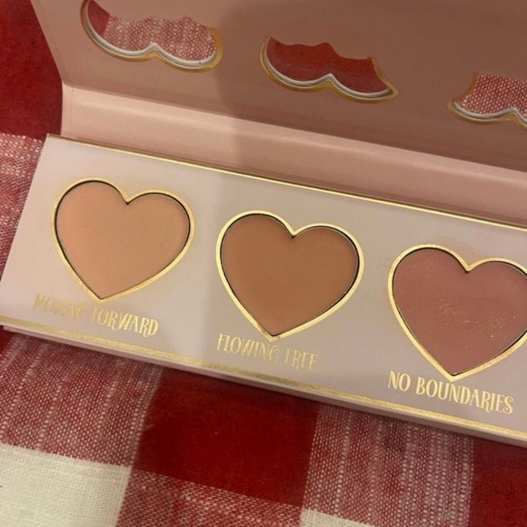 Plouise Glow with the Flow Spring Fling Cream Blush Palette 5 Colors P. Louise - Picture 4 of 8